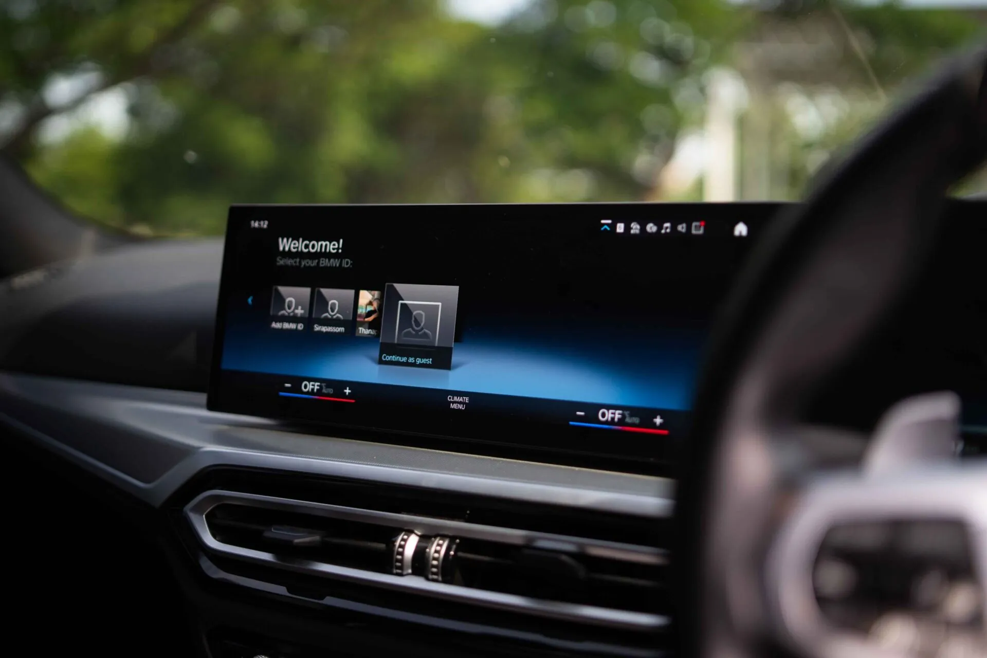 BMW 320d Sport LCI side view
