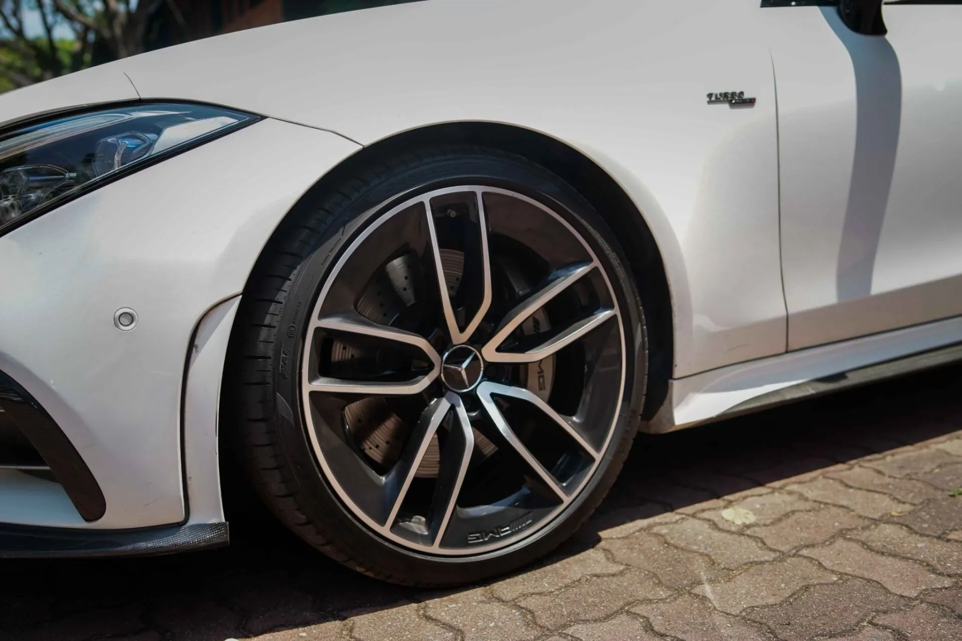BMW Z4 M40i front view